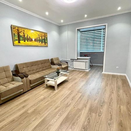 Amir Temur Apartment In Center After Renovation Tashkent Ngoại thất bức ảnh