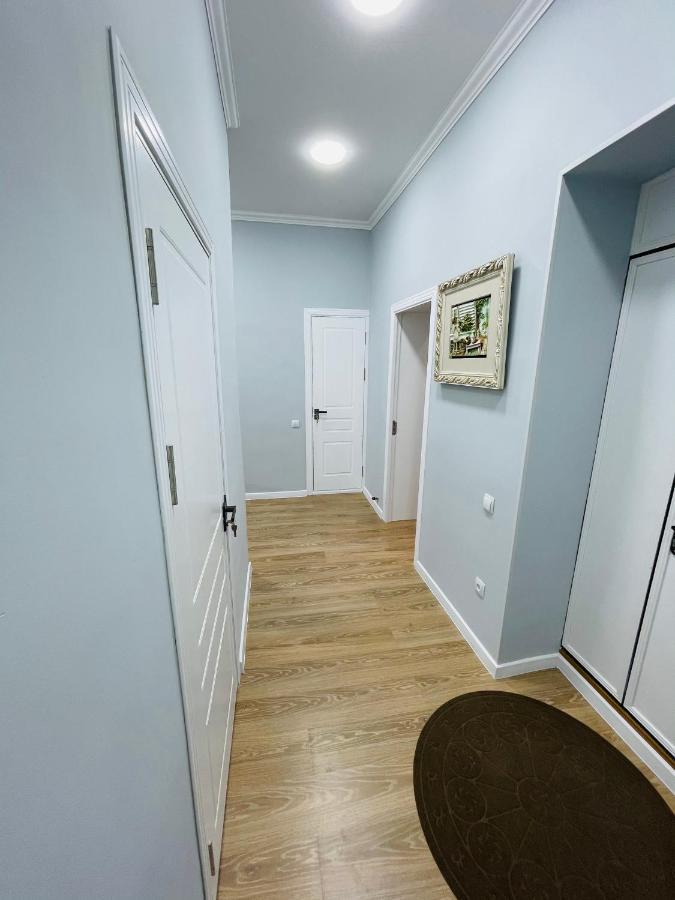Amir Temur Apartment In Center After Renovation Tashkent Ngoại thất bức ảnh