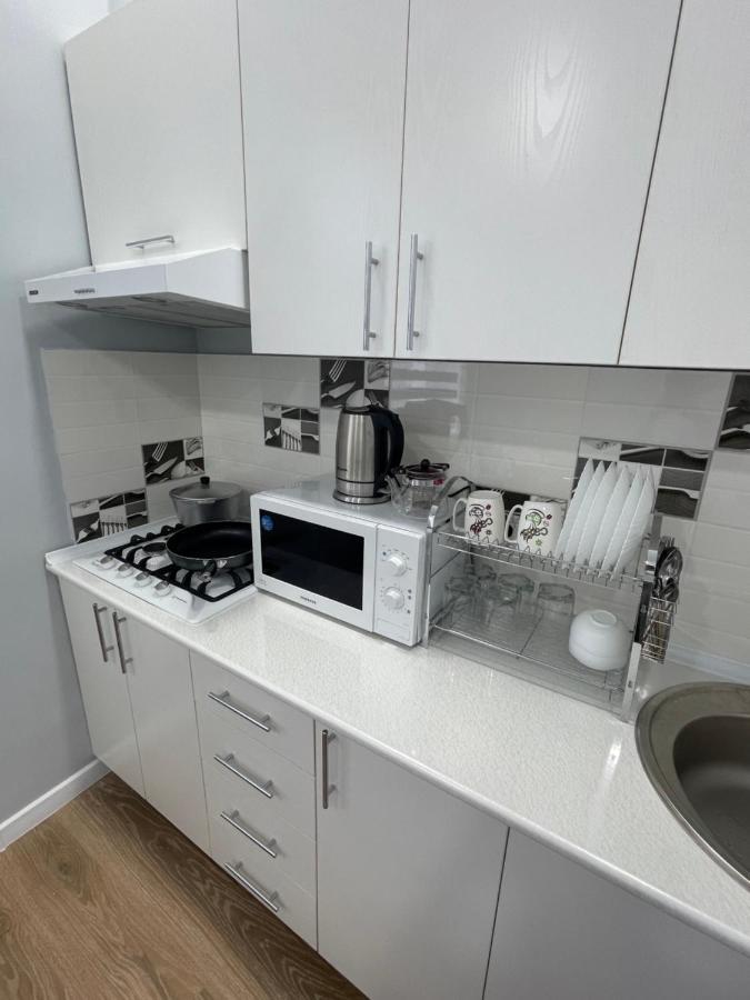 Amir Temur Apartment In Center After Renovation Tashkent Ngoại thất bức ảnh